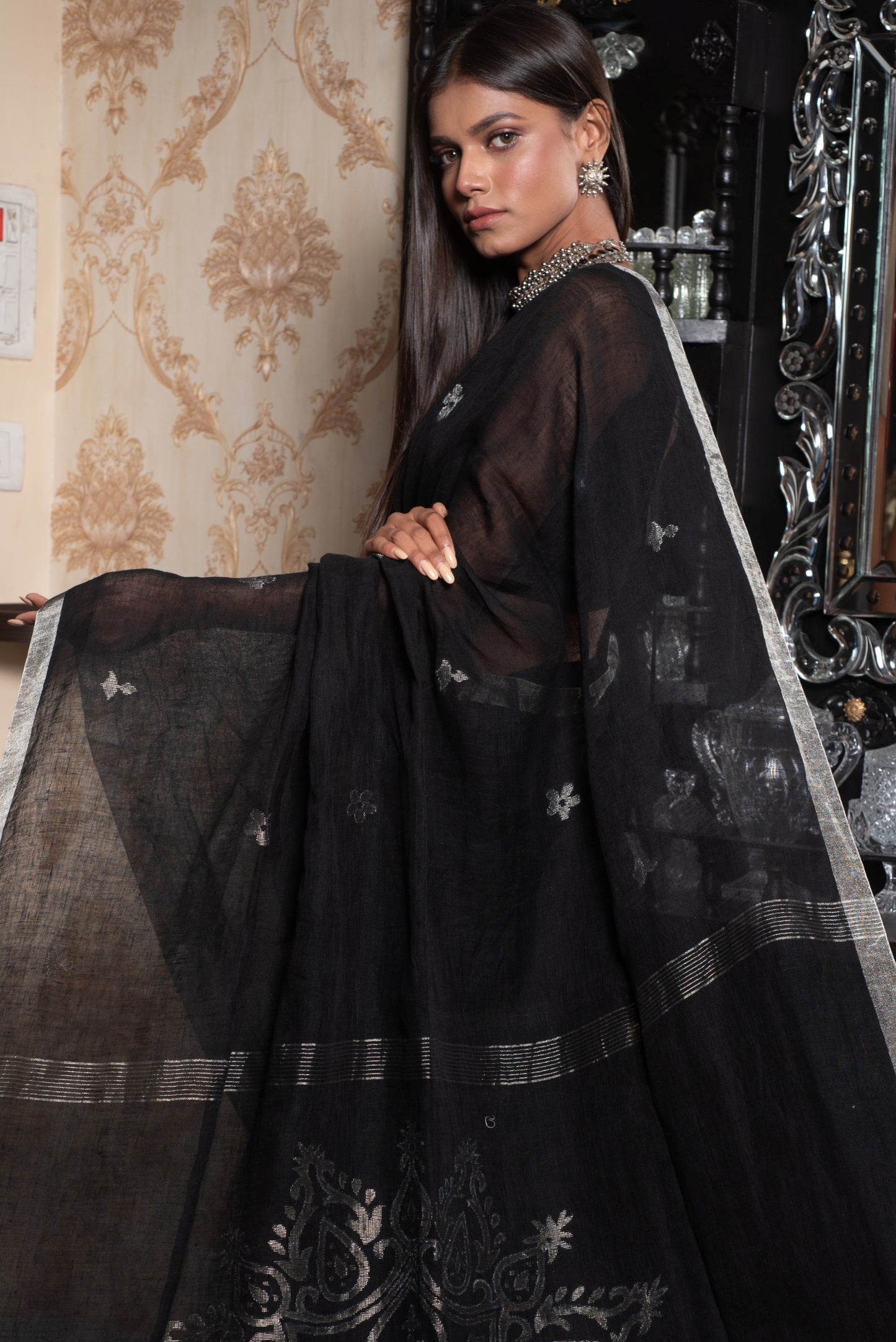 Black Pure Linen Jamdani Handloom Saree