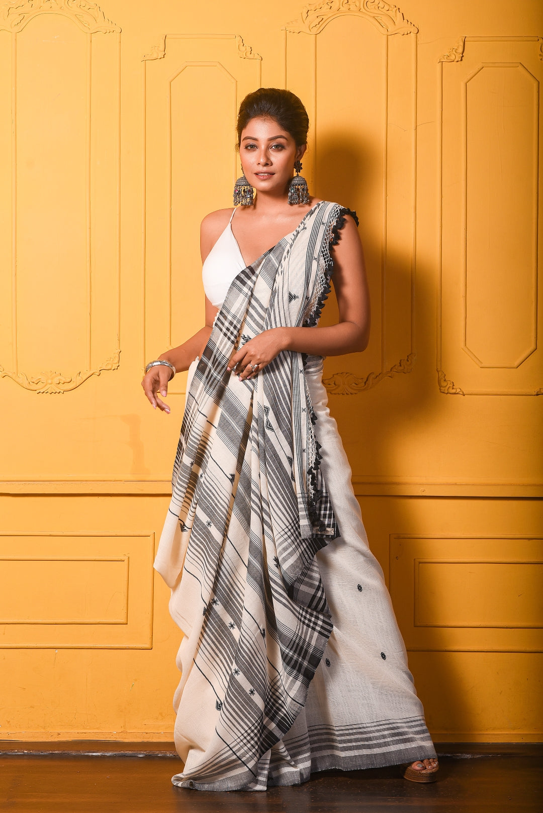 White and Black Kala Cotton Handloom Saree