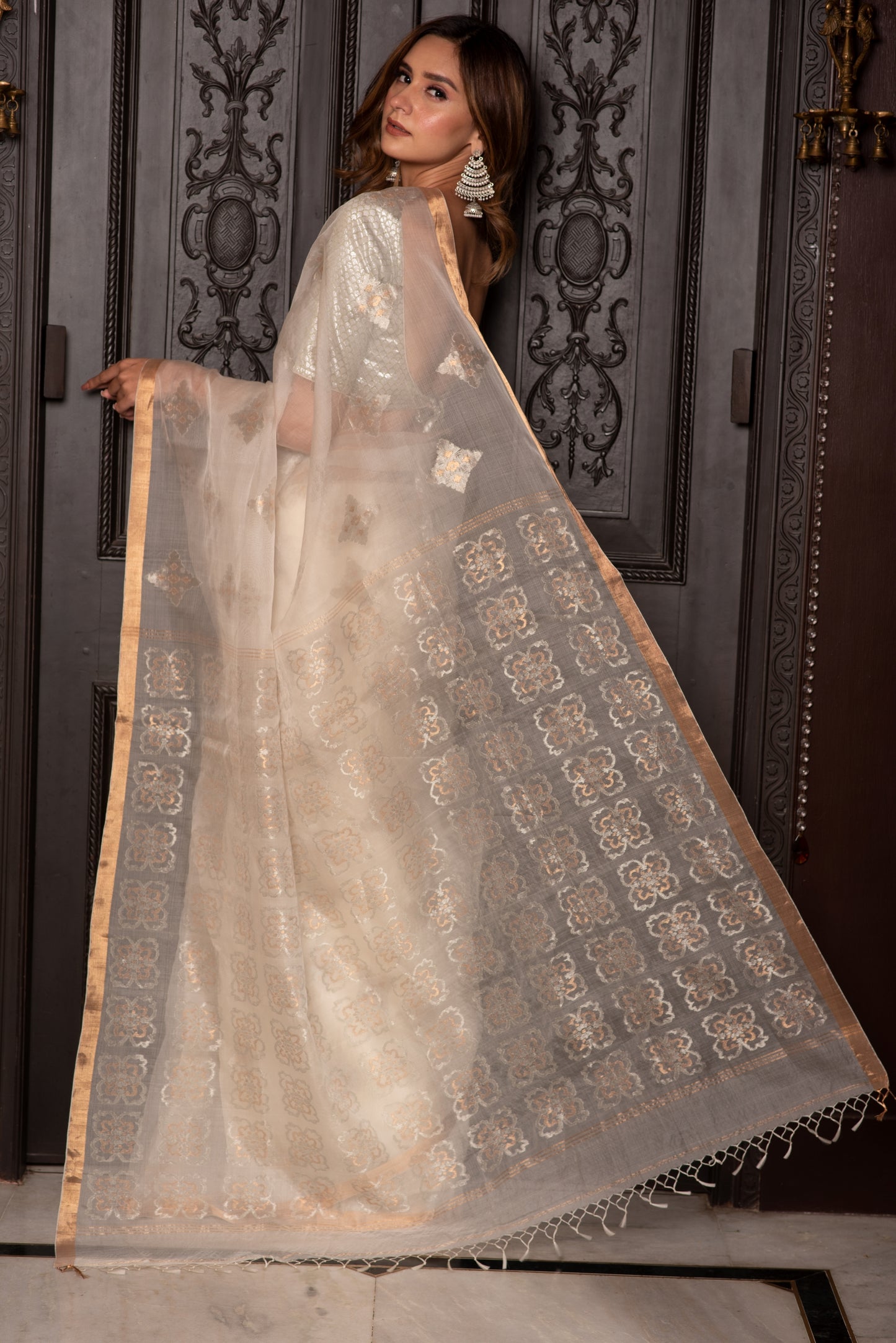 Ivory Pure Organza Silk Handloom Saree