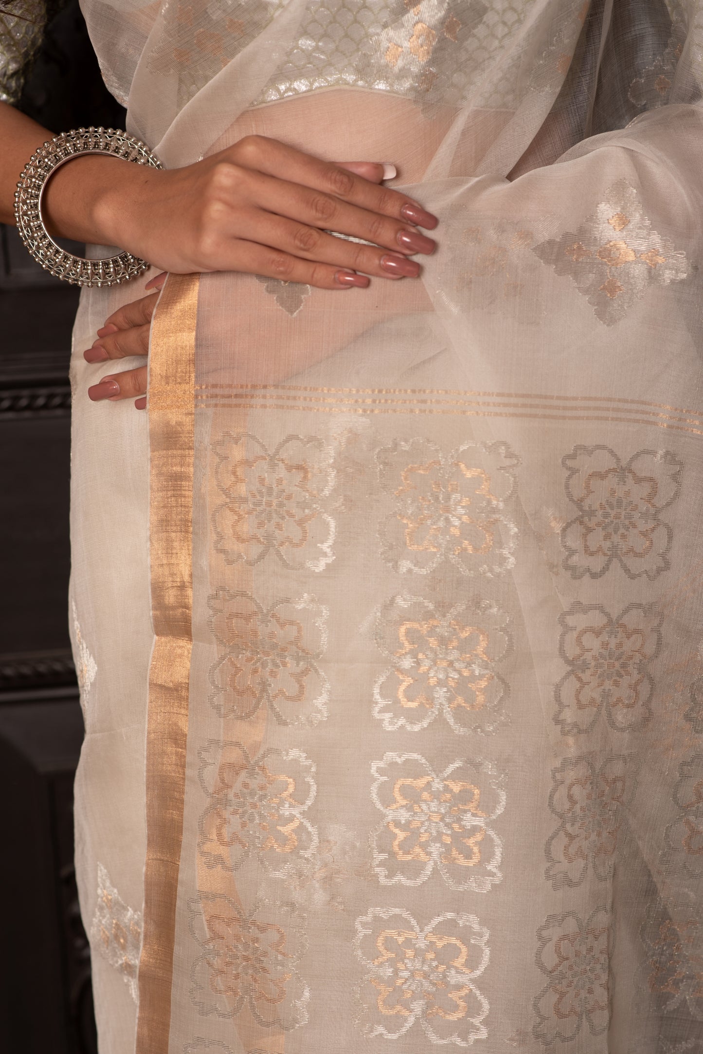 Ivory Pure Organza Silk Handloom Saree