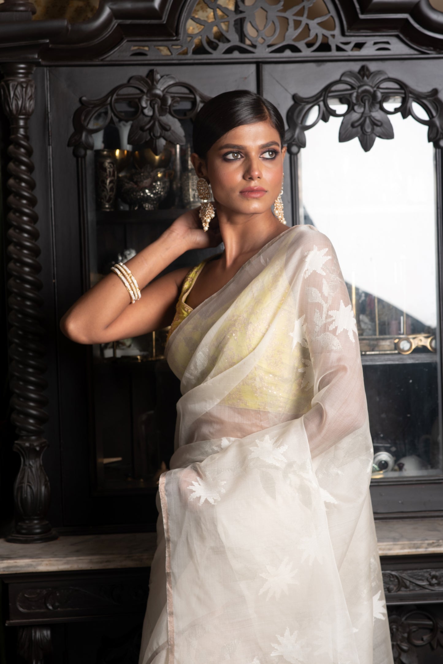 White Pure Organza Silk Jamdani Saree